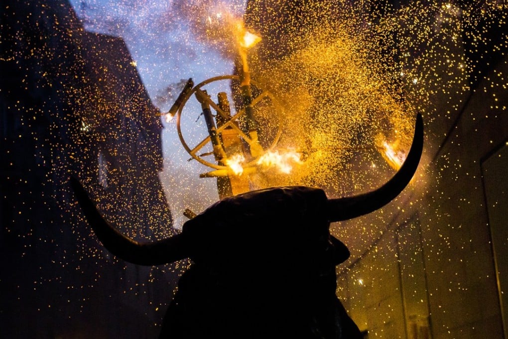 Will the Hong Kong market enjoy the extended bull market that its mainland Chinese counterpart did when non-tradeable A shares were freely and fully floated? Photo: AP