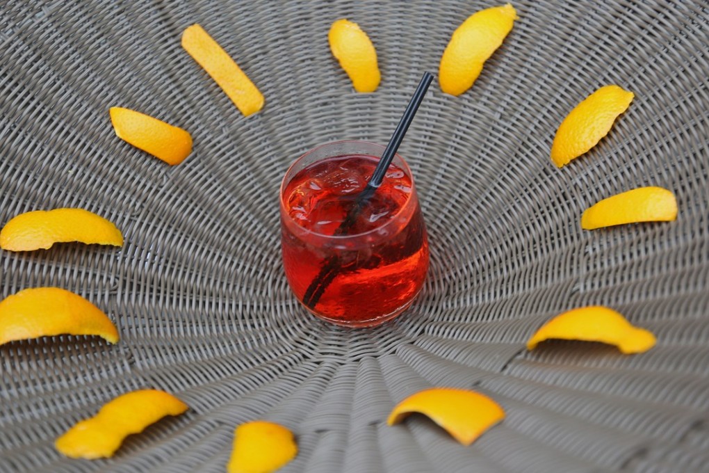 A Negroni cocktail at Paper Moon in Ocean Terminal, Tsim Sha Tsui. Photo: Xiaomei Chen