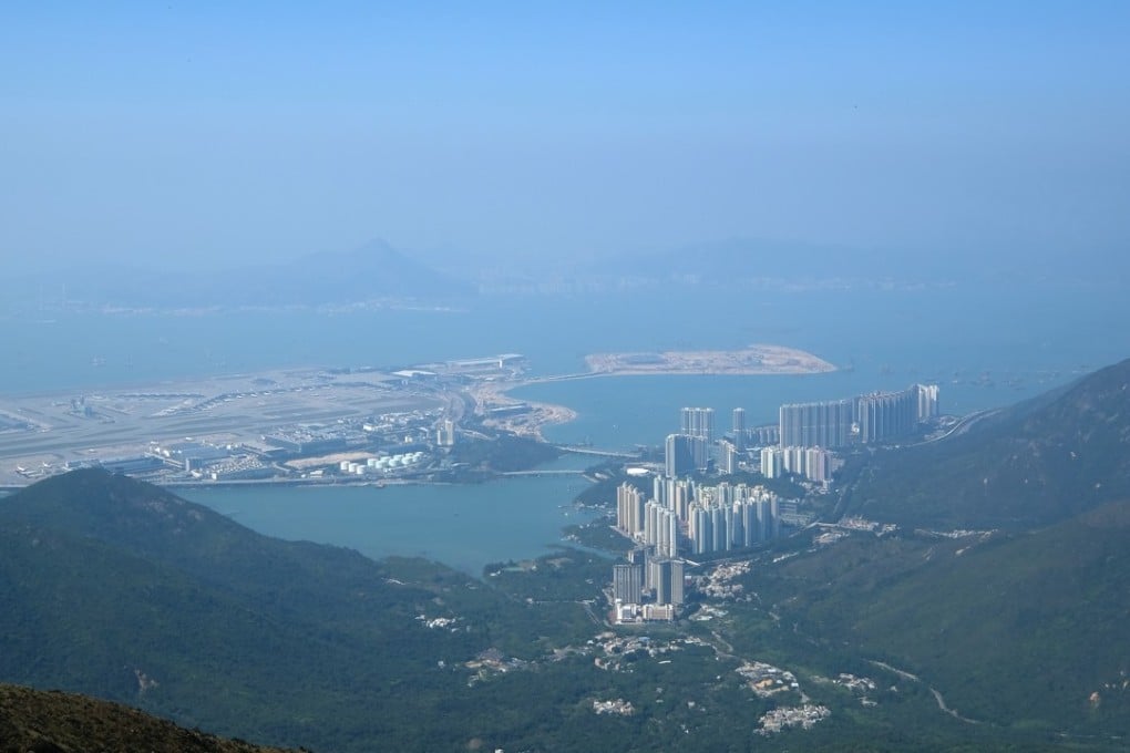 The Hong Kong International Airport and Tung Chung residential area on Lantau Island. Photo: Stanley Shin