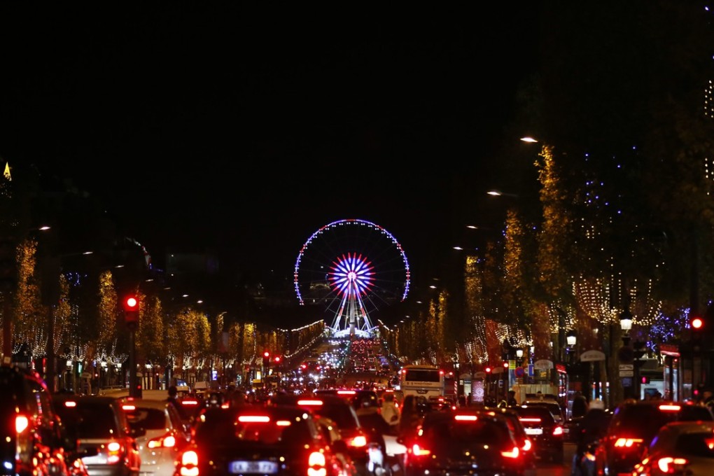 The controversial Ferris wheel in Paris, France. Photo: AP