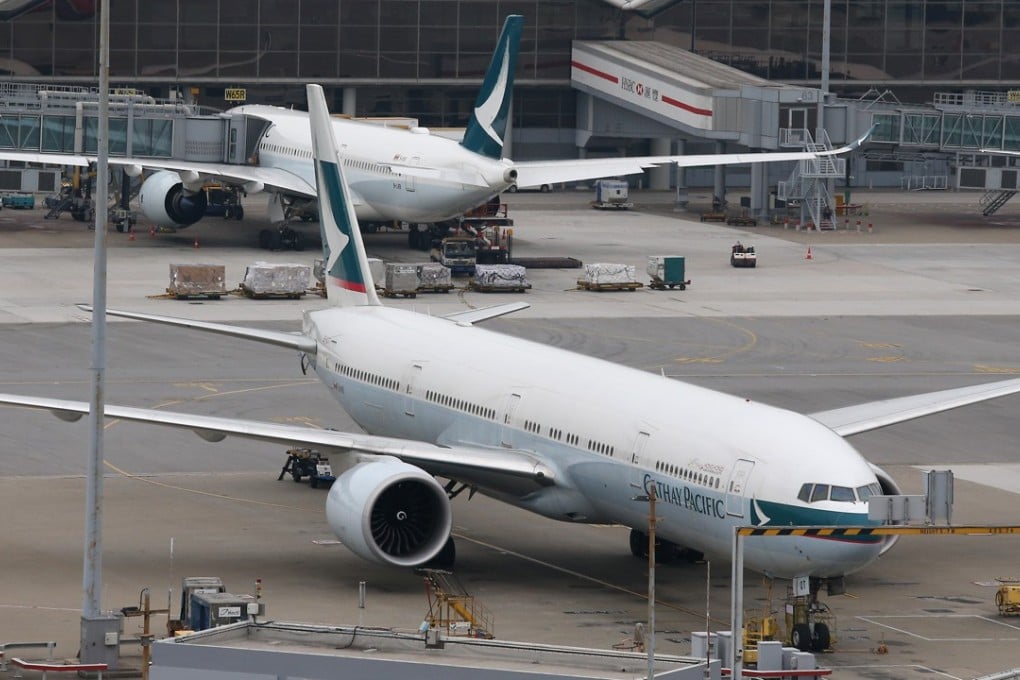 Cathay Pacific pilots and managers have failed to reach agreement over cuts to pilots’ pay and perks. Photo: Edward Wong