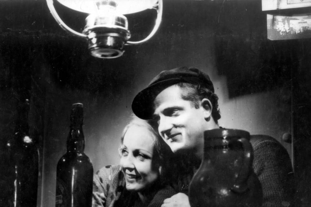 Dita Parlo and Jean Dasté and in L'Atalante (1934).