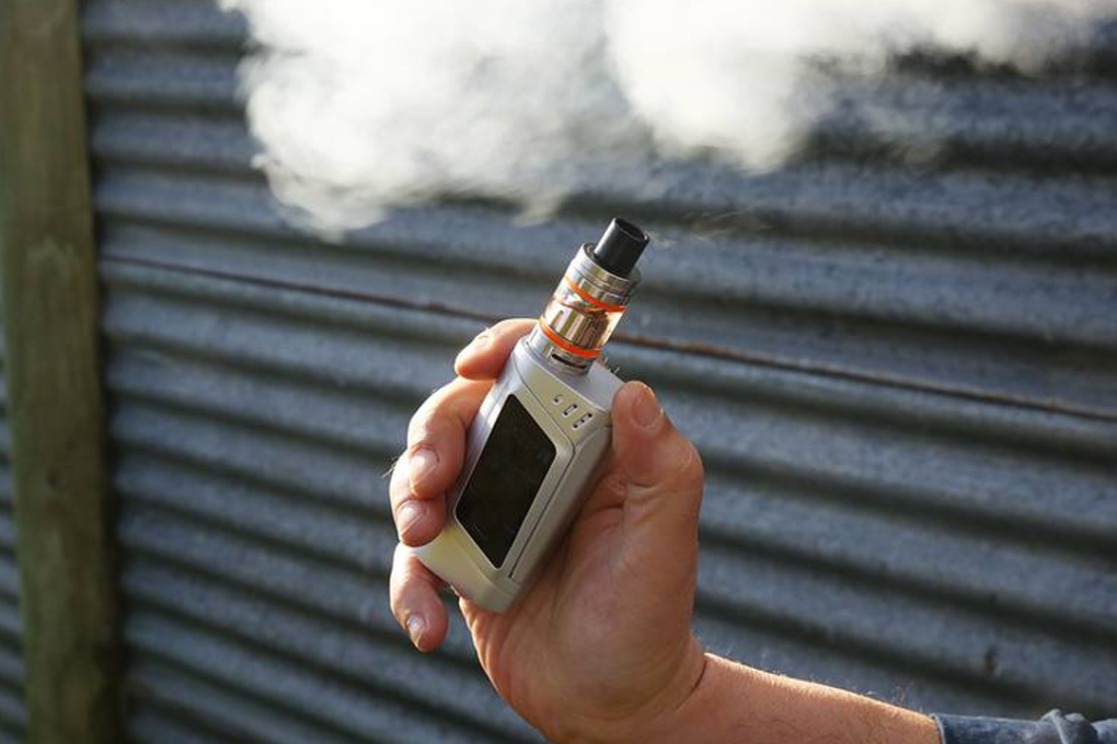 Experts have mixed views over whether e-cigarettes are the answer to getting people to quit tobacco smoking. Photo: NZ Herald