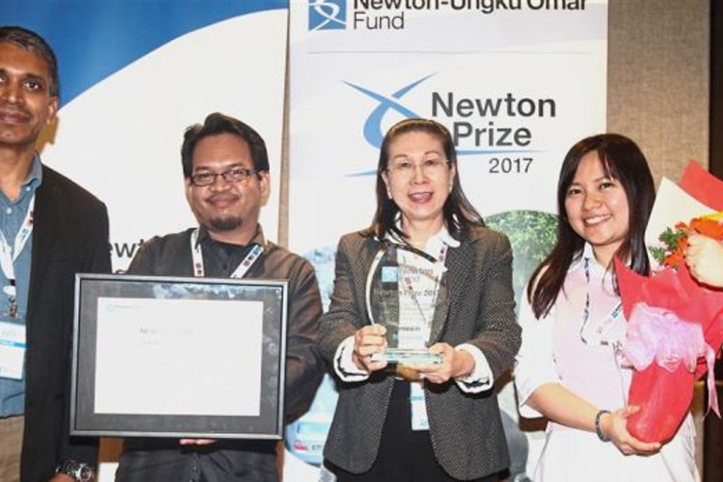 The Malaysian team of (from left) Associate Professor Dr Vengadesh Periasamy, Muhammad Musoddiq Jaafar, Professor Phang and Dr Ng Fong Lee at the Newton Prize 2017 presentation ceremony. Photo: The Star