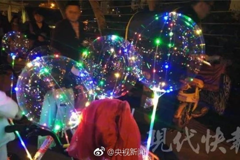 The balloons with LED lights have become a popular novelty in China. Photo: Sohu.com