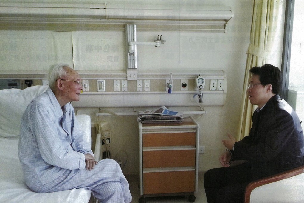 Zhang Xiaoming, now director of Beijing's Hong Kong and Macau Affairs Office, met Lu Ping by his sickbed in Beijing in 2015. Photo: Handout