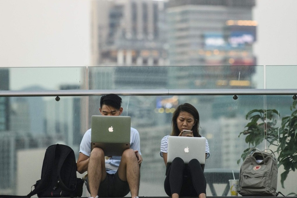 5G will run 10 times faster than existing high-speed mobile internet. Photo: AFP