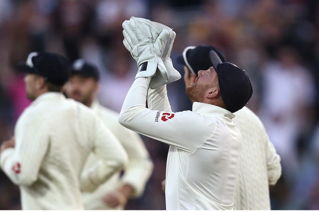 England wicketkeeper Jonny Bairstow received a pair of gloves that belonged to his late father from a cricket fan who won them 39 years before. Photo: AP