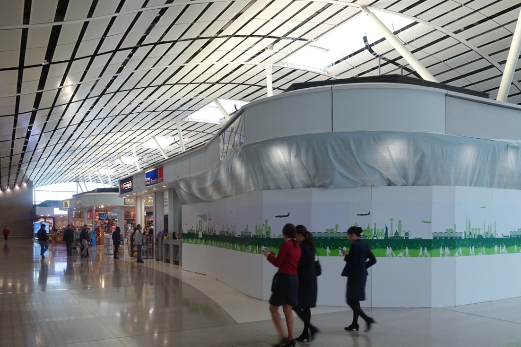 Cherrypicks will introduce its Starbeacon app at the Hong Kong International Airport where users can point their smartphones at a sign and have the text translated into their preferred language. Photo: SCMP