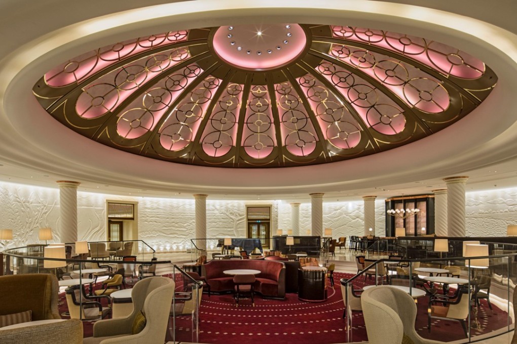 The rotunda lounge at the Four Seasons Hotel London at Ten Trinity Square
