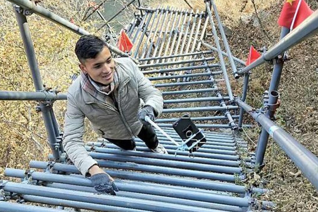 Yang Yang talks about daily life in his village in Sichuan province. Photo: 163.com