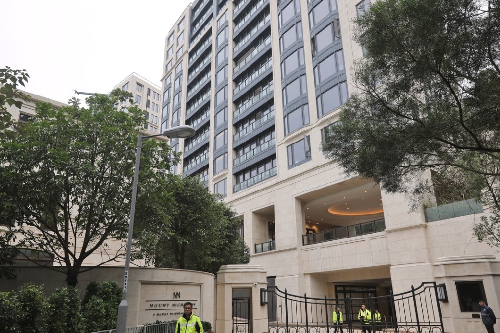 The buyer purchased two flats on 8 Mount Nicholson on the Peak. Photo: Sam Tsang