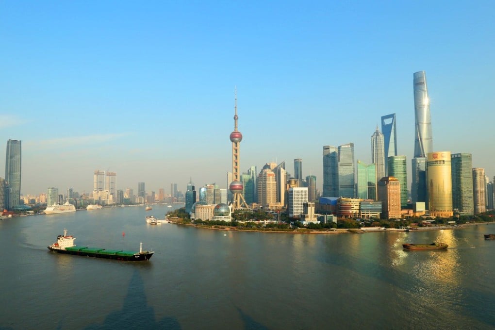 Some academics believe Shanghai’s population has already passed the 25 million mark – with the real figure closer to 30 million. Photo: Xinhua