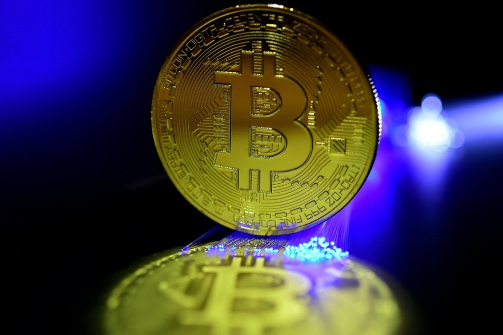 Bitcoin’s ongoing woes are dragging down stocks related to crypto-currencies after South Korea’s government announced that it wanted to crack down on speculation. Photo: EPA-EFE/SASCHA STEINBACH