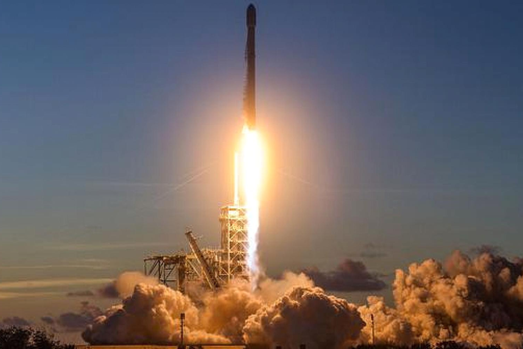 SpaceX's Falcon 9 rocket takes off on its mission to deliver the EchoStar 105/SES-11 satellite to space. Photo: SpaceX/Flickr