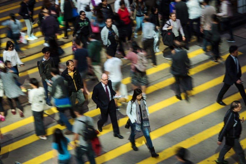 The Hang Seng Index slipped 0.04 per cent, or 13.58 points, to 30,801.06 at the midday break on Monday. Photo: Bloomberg