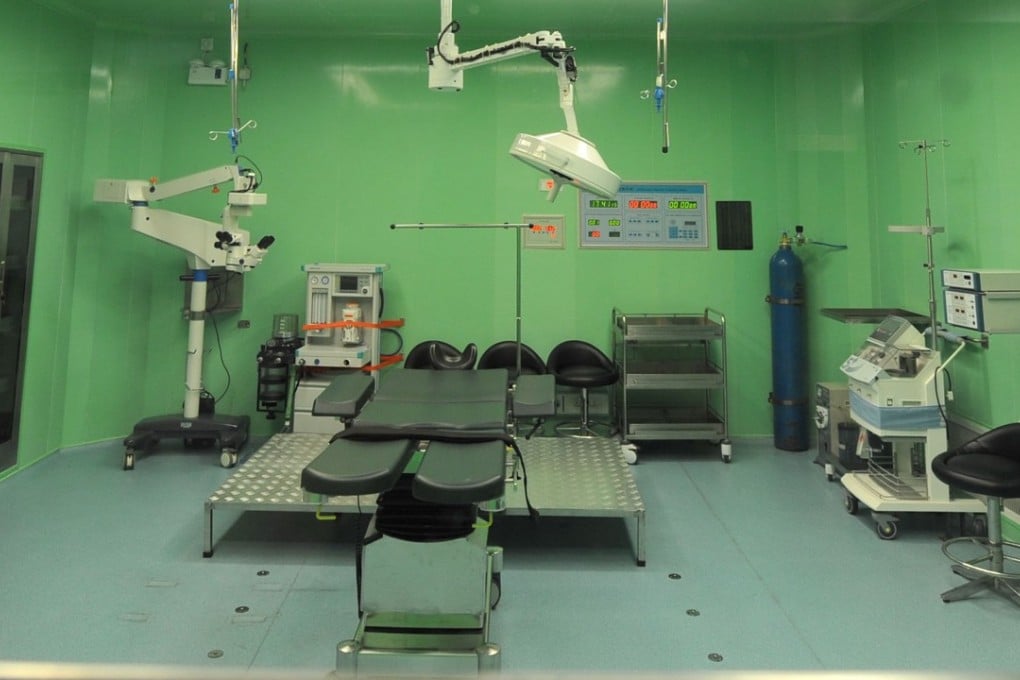 A doctor in northeastern China has been accused of asking a woman patient for more money while she was undergoing surgery. Photo: China Foto Press