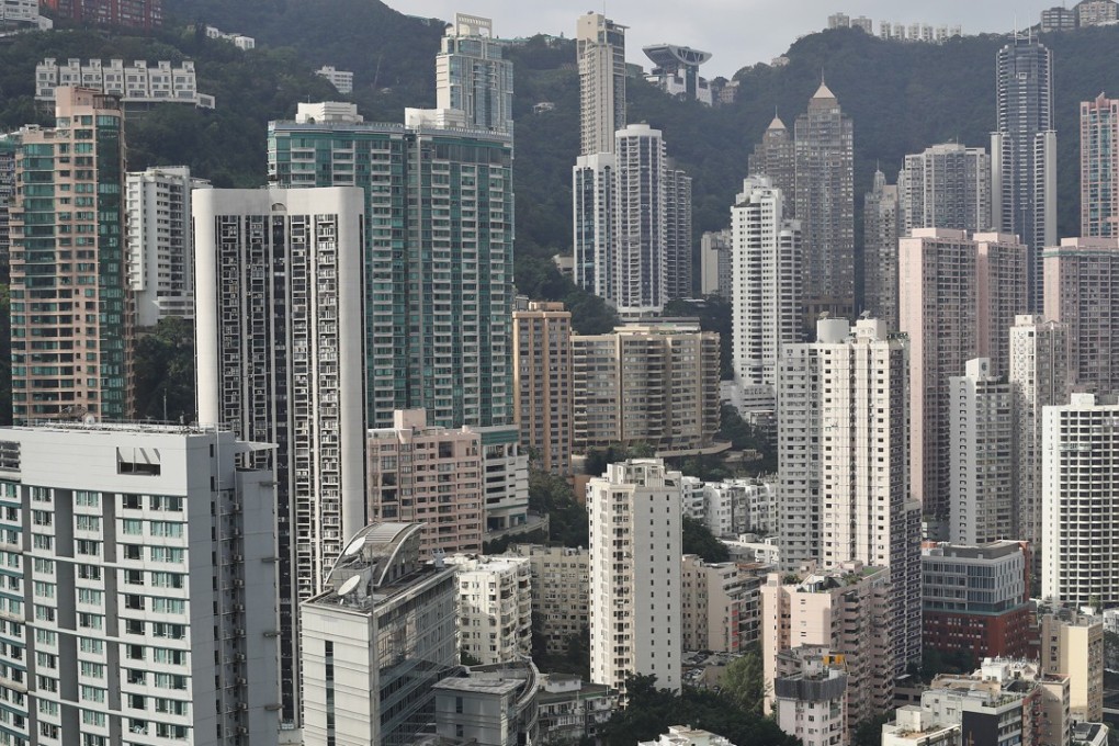 Residential buildings in Hong Kong’s Mid-Levels, an area popular with executive-level expats. Photo: Nora Tam