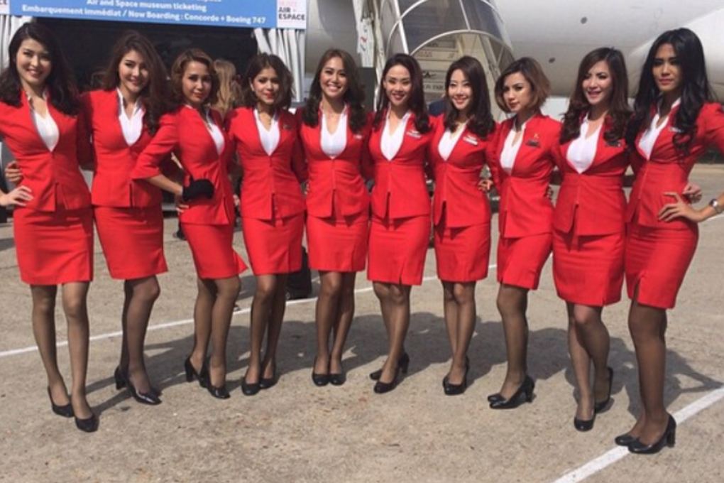 A New Zealander wrote a letter to Umno senator Datuk Hanafi Mamat to highlight her “disgust” with AirAsia’s uniform. Photo: Instagram/AirAsia