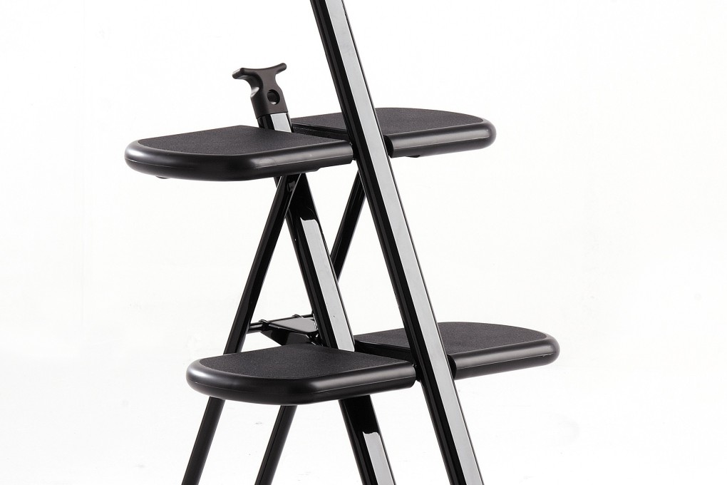 These multi-purpose stands that can be used to hang clothes and store accessories are ideal for small homes