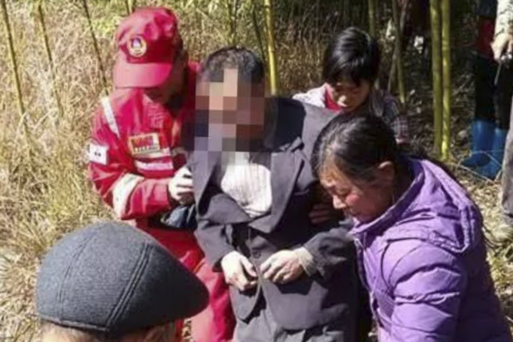 Cancer patient Xia planned to die alone in a cave after swallowing pesticide, but the suicide note he left to his family helped police to find him and take him home. Photo: News.sina.com.cn