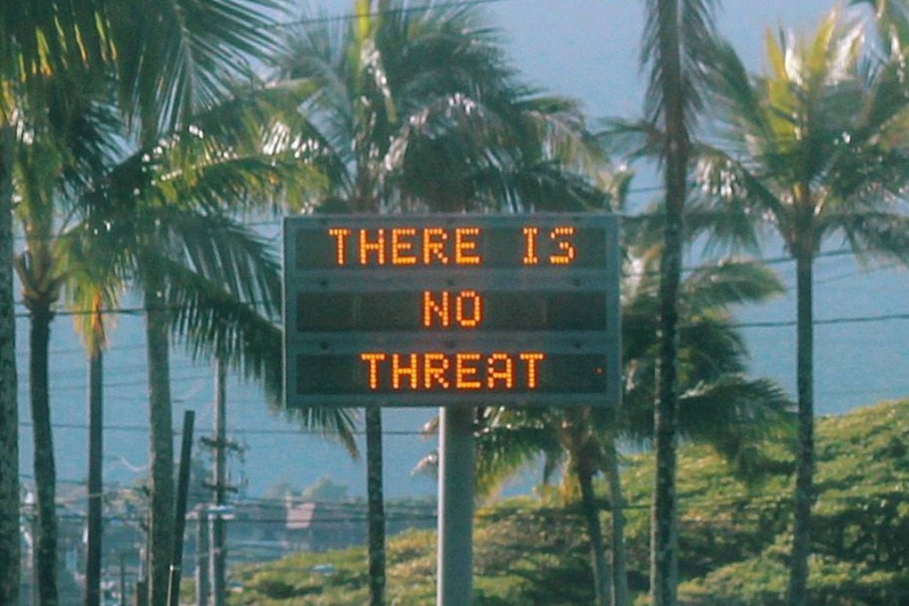 An electronic sign reads "There is no threat" in Oahu, Hawaii, US, after a false emergency alert that said a ballistic missile was headed for Hawaii, January 13, 2018. Instagram/@sighpoutshrug/via Reuters