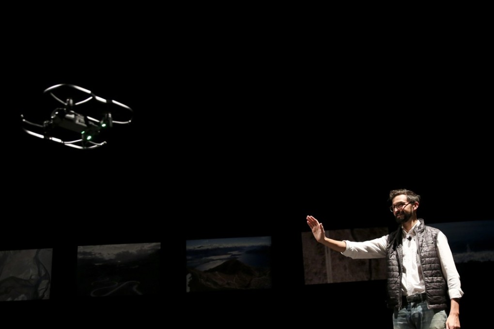 Michael Perry, Director of Strategic Partnerships of DJI, introduces the Mavic Air during a launching ceremony in New York on January 23, 2018. Photo: Xinhua
