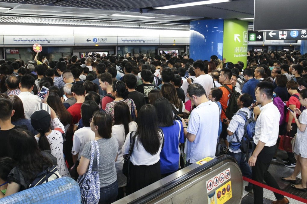 Crowds at Admiralty station after a service delay on the Tsuen Wan line last July 28. The Hong Kong government likes to highlight the high user rate of public transport, but conditions have deteriorated in recent years. Photo: K.Y. Cheng