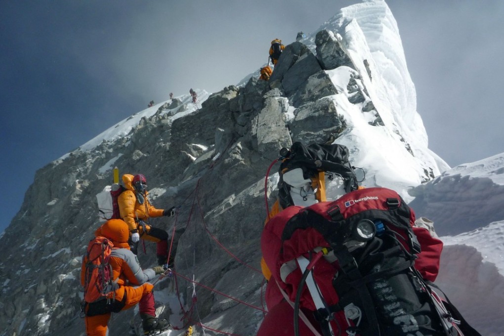 A file picture of mountaineers approaching the final climb before the peak of Everest. Photo: Agence France-Presse