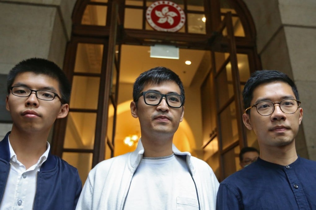 (From left) Former student leaders Joshua Wong Chi-fung, Alex Chow Yong-kang and Nathan Law Kwun-chung outside the Court of Final Appeal. Photo: Sam Tsang