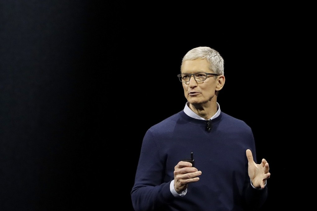 Apple CEO Tim Cook. Photo: AP/Marcio Jose Sanchez