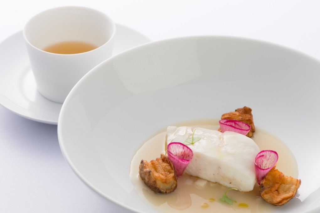 Japanese turbot with turnip and topinambur at Octavium in Central.
