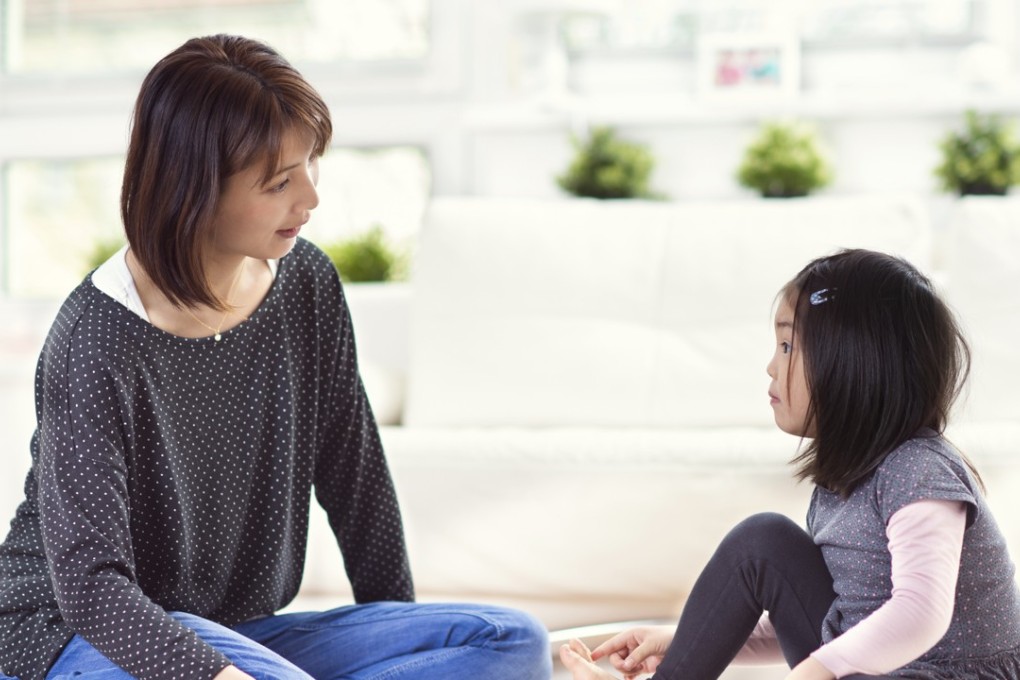 Parents should spend more time talking to their child to find out about their school life. Photo: Shutterstock