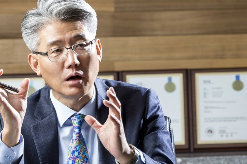 WK Choi, CEO