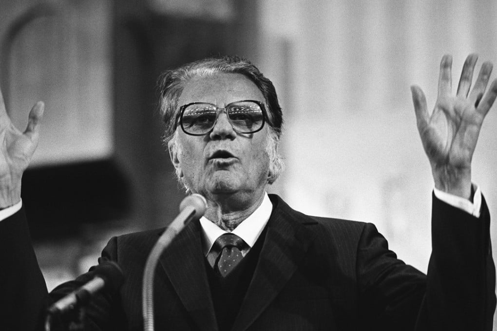 American evangelist Billy Graham giving a sermon. Photo: Sunny Lee