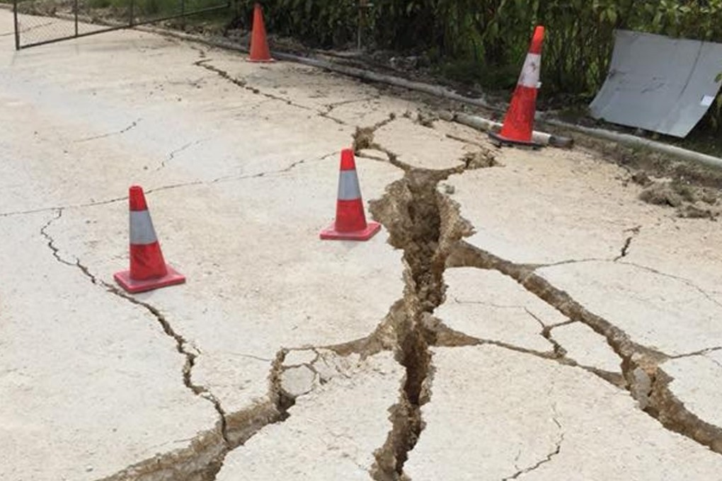 Cracked ground in Hela, Papua New Guinea. Photo: Reuters