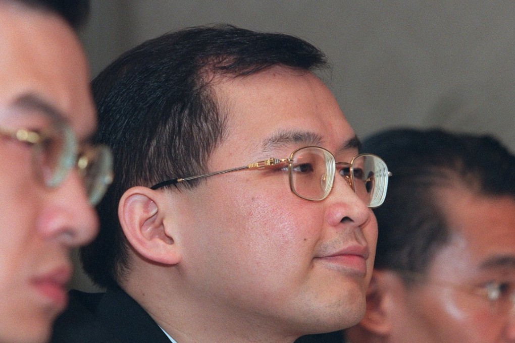 A 2000 file photo of Roy Cho Kwai-chee (middle). Photo: Garrige Ho