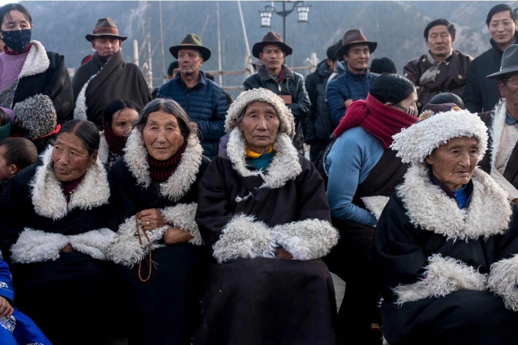 People celebrate the Tibetan New Year in the village of Shuangpengxi on the Qinghai-Tibet Plateau. A delegate to China’s top political advisory body has urged central authorities to stop discriminating against ethnic groups. Photo: AFP
