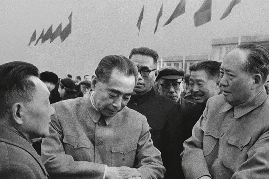 Chinese Premier Zhou Enlai (middle) takes a look at his watch after he landed in Beijing after attending the 47th anniversary of the October Revolution celebration in the Soviet Union on November 14, 1964 Chinese Chairman Mao Zedong (right) and Deng Xiaping (left) and other Chinese leaders welcomed him coming back at the airport in Beijing. Photo: SCMP