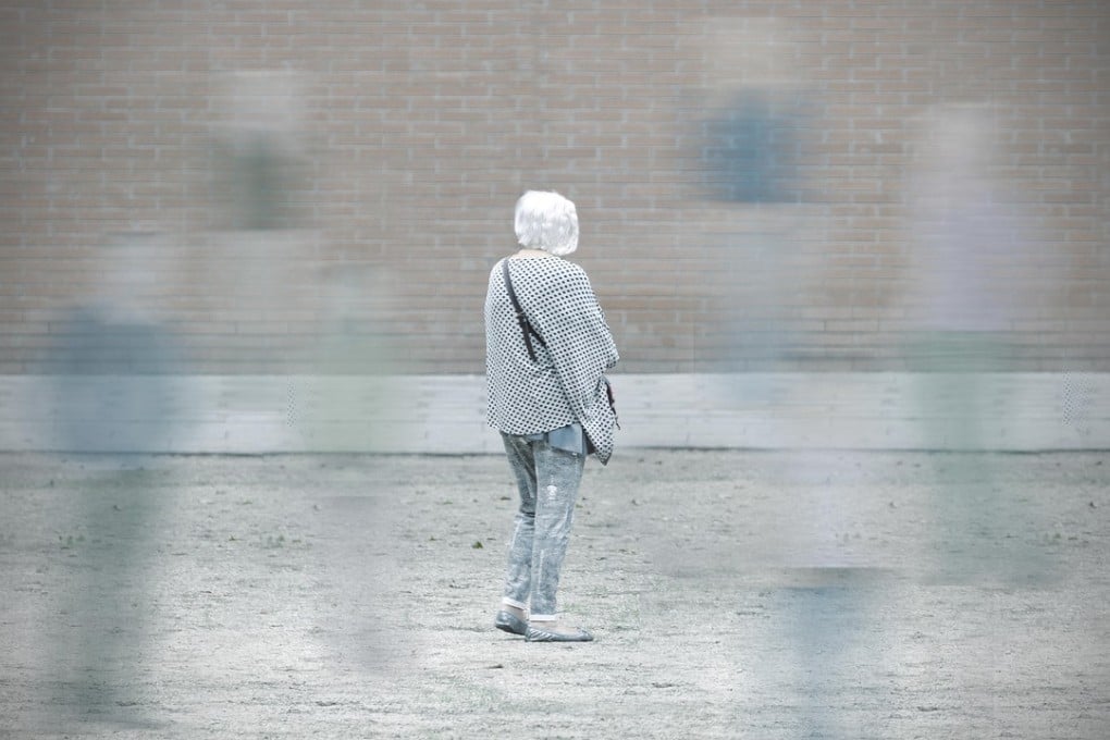 Being lonely is one factor that may contribute to the onset of dementia. Photo: Alamy