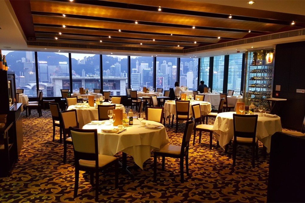 Ah Yat Harbour View Restaurant in Tsim Sha Tsui