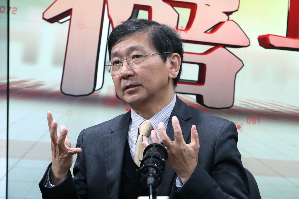 Professor Johannes Chan Man-mun was one of three legal experts who said lawmakers should not face the risk of being disqualified for calling for democracy in China. Photo: Edward Wong