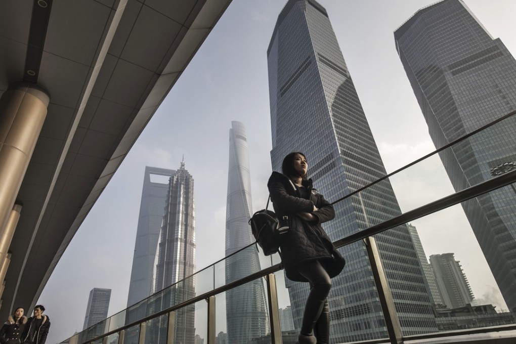 China’s high-flying big caps are set to fall after the central bank raised 7-day reverse repo rates. Photo: Bloomberg