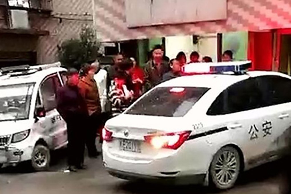 Police called to the scene of the killing in Hunan province. Photo: News.sina.com.cn