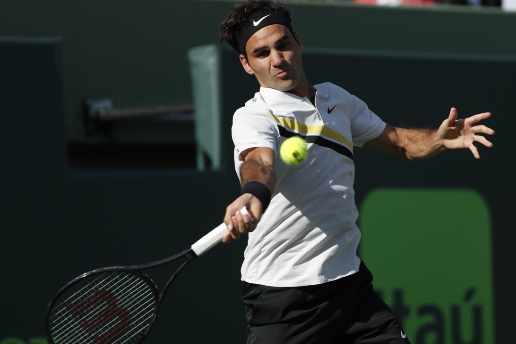 Roger Federer of Switzerland hits a forehand against Thanasi Kokkinakis of Australia at the Miami Open on March 24, 2018. Kokkinakis won 3-6, 6-3, 7-6(4). Photo: USA Today