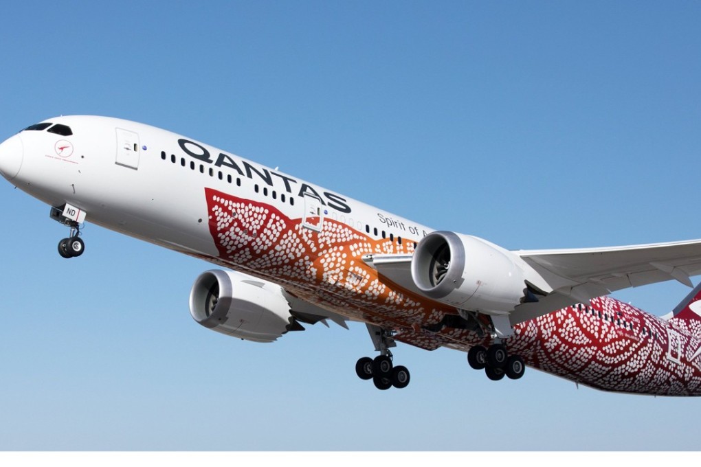 The ‘Kangaroo Route’ from Australia to Britain became a shorter hop Sunday when the first direct passenger service arrived in London from Perth, with the 17-hour flight breaking aviation records. Photo: EPA