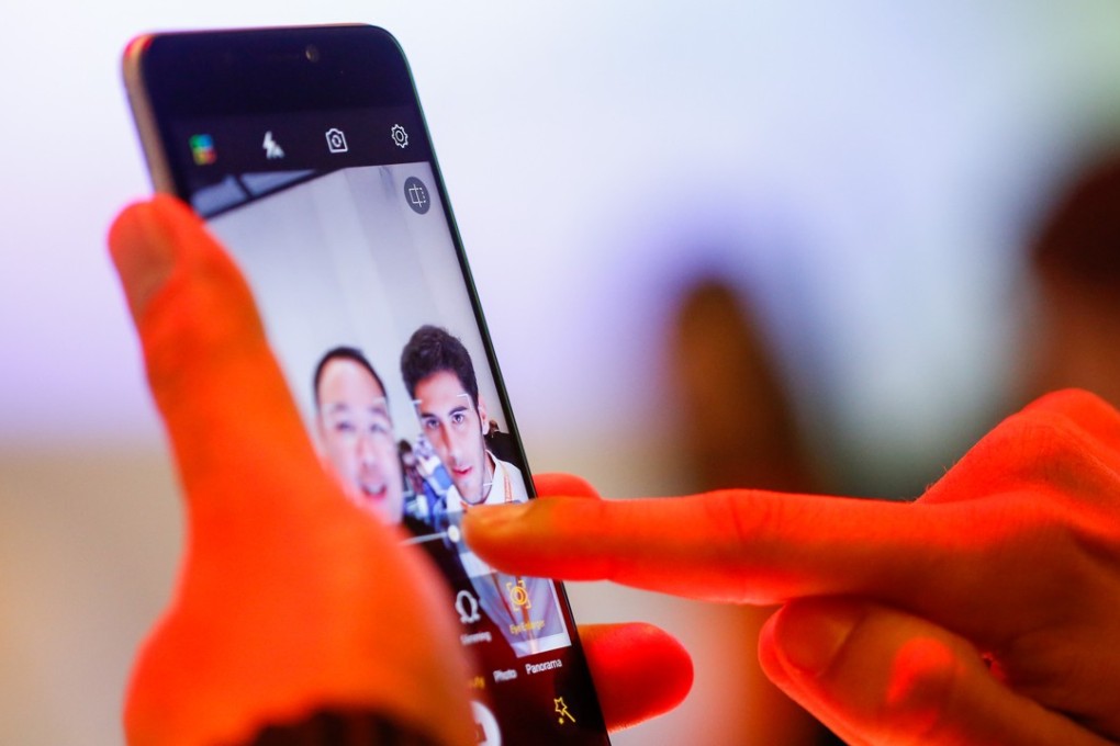 The Gionee A1 smartphone seen at last year’s Mobile World Congress (MWC) in Barcelona, Spain. Photo: Bloomberg