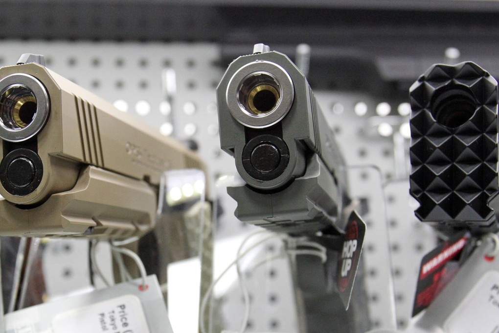 The man arrested is accused of carrying an air gun on an MTR train. Photo: May Tse