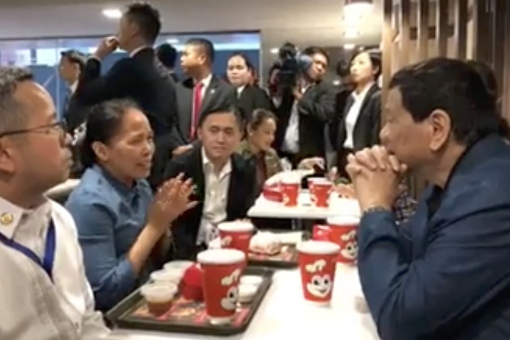 Philippine President Rodrigo Duterte at a Jollibee outlet in Hung Hom. Photo: Facebook