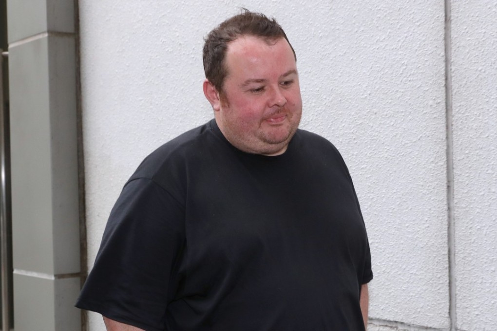 Snooker star Stephen Lee leaving Sha Tin Court. Photo: K.Y. Cheng